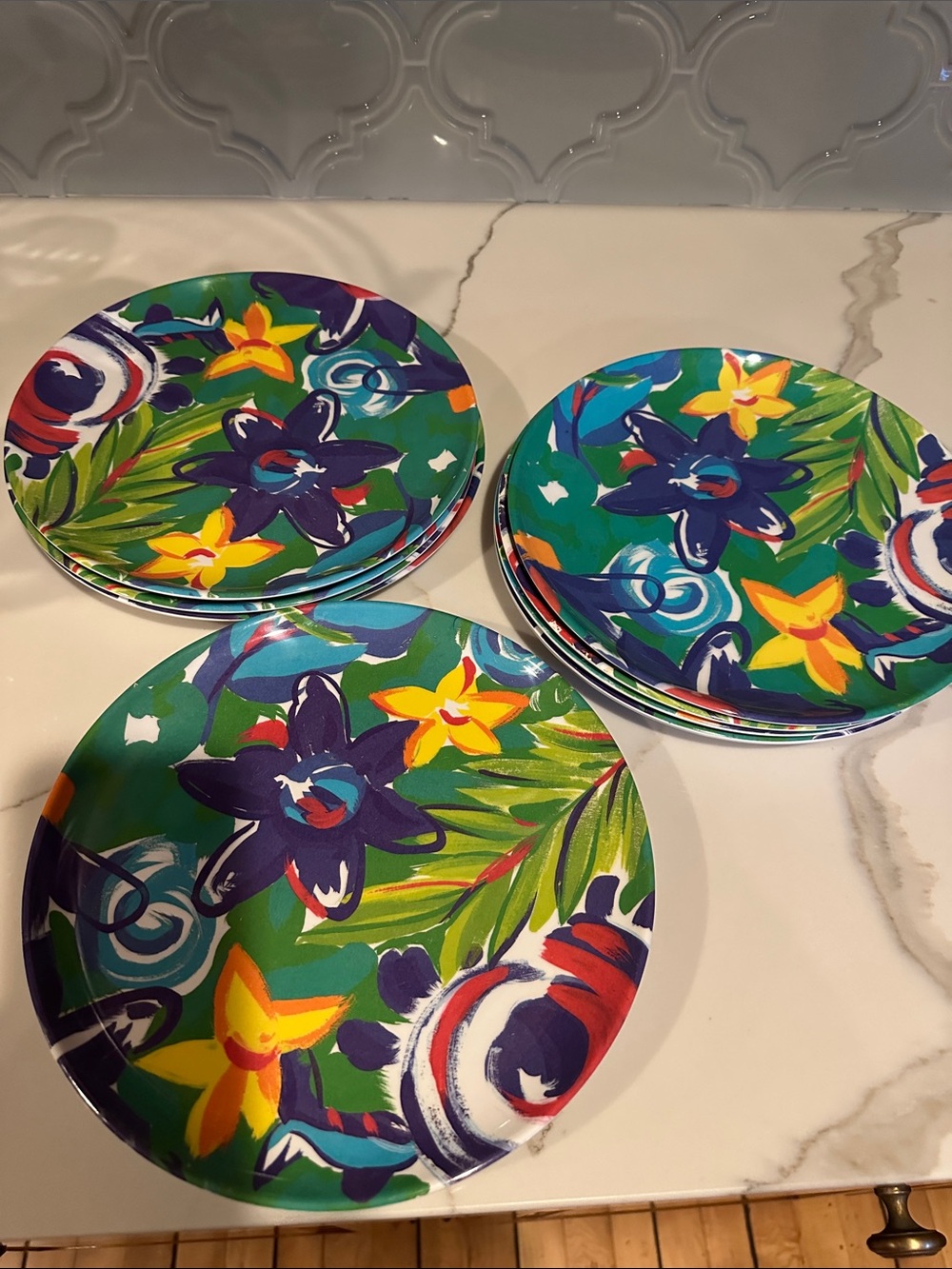 Vibrant Tropical Floral Salad Plates - Green